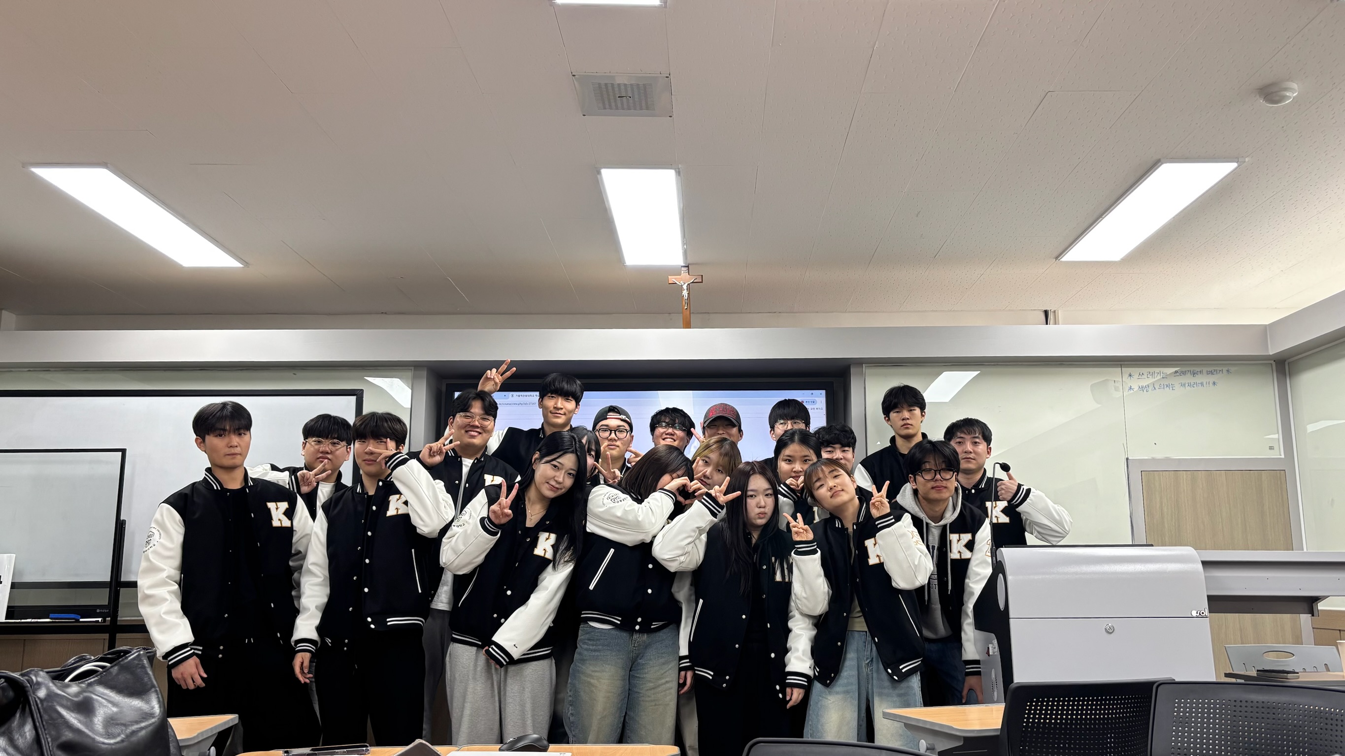 영교 25 과잠 처음 입던 날 대표이미지