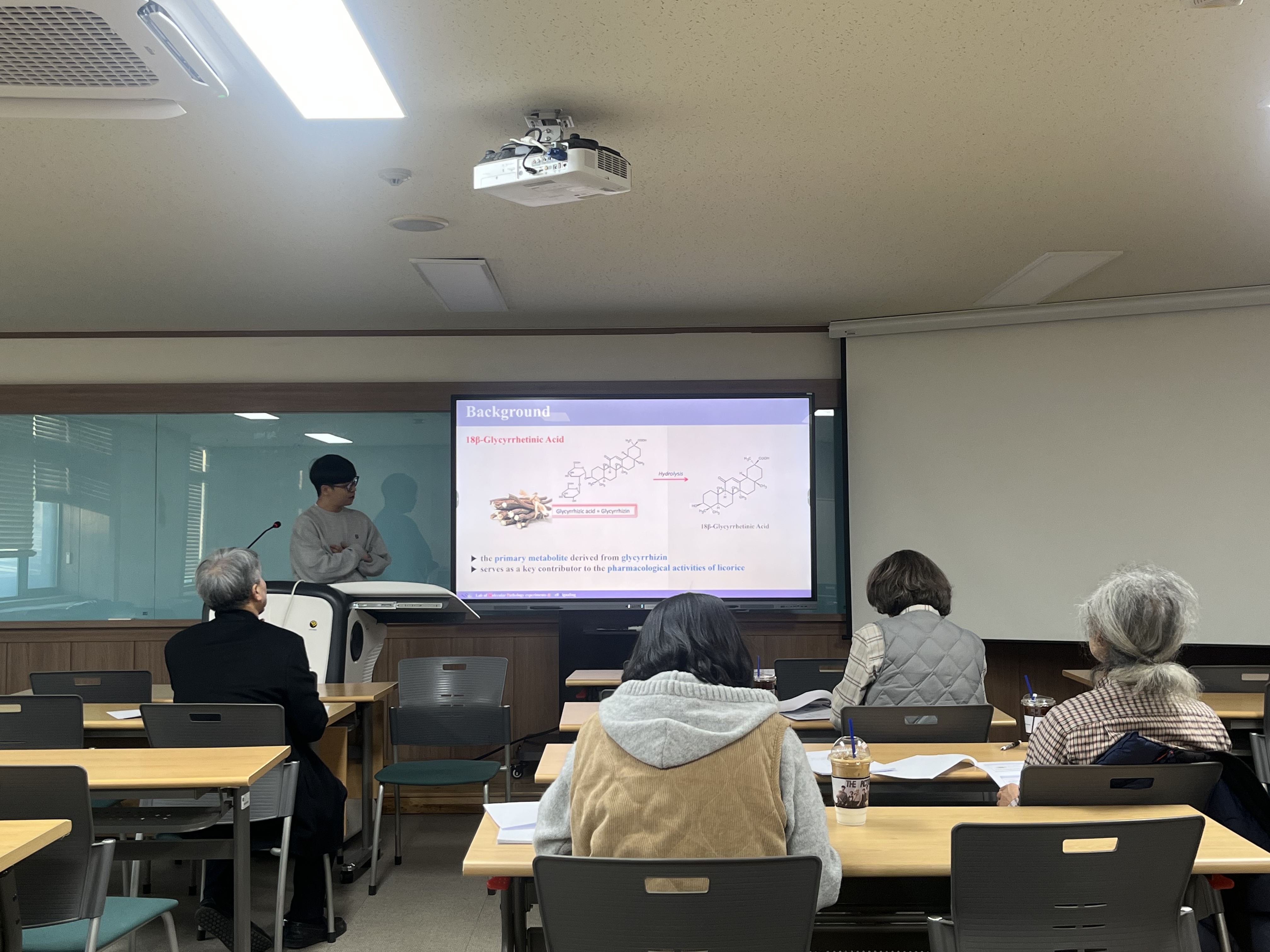 2025-2 대학원생 학위논문 발표 대표이미지